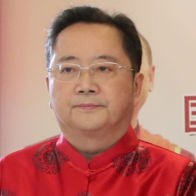 但漢雄-湖北中醫(yī)藥大學(xué)藥學(xué)院副院長(zhǎng)、主任藥師