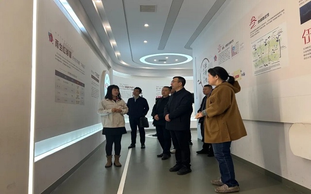 荊州市委副書(shū)記金鵬率隊(duì)調(diào)研艾詩(shī)特透明工廠，助力蝦青素產(chǎn)業(yè)“破壁出圈”